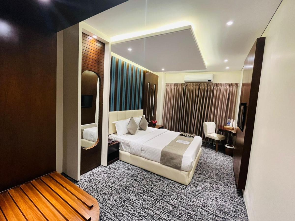 Richmond Hotel シレット エクステリア 写真