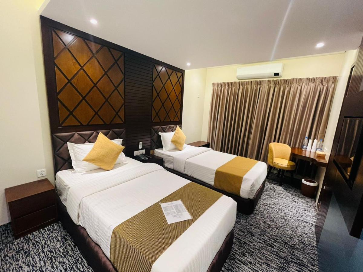 Richmond Hotel シレット エクステリア 写真
