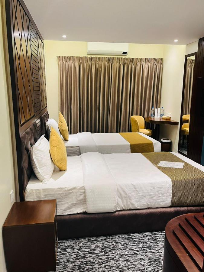 Richmond Hotel シレット エクステリア 写真