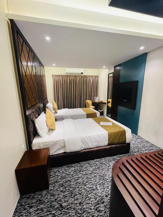 Richmond Hotel シレット エクステリア 写真