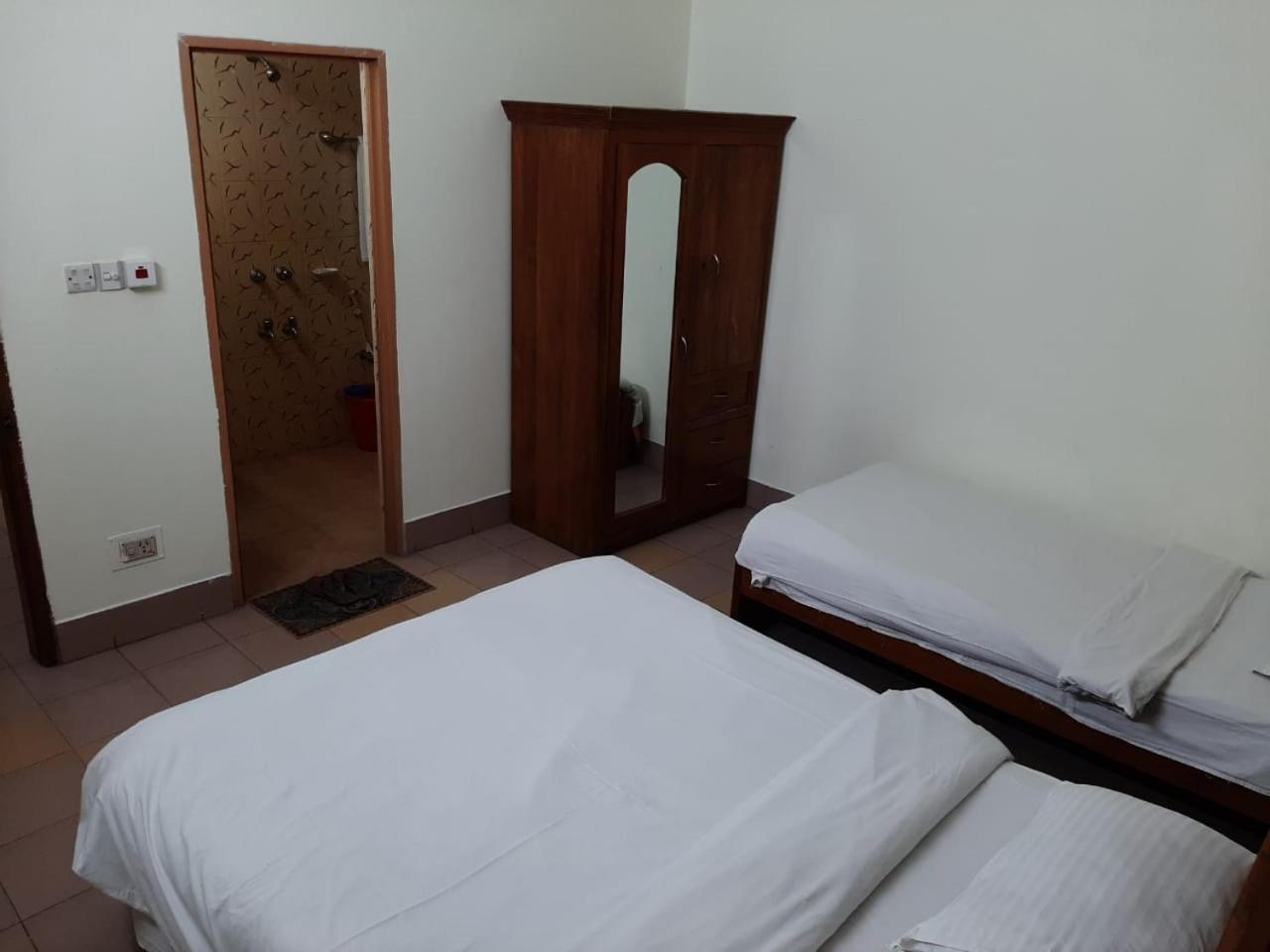 Richmond Hotel シレット エクステリア 写真