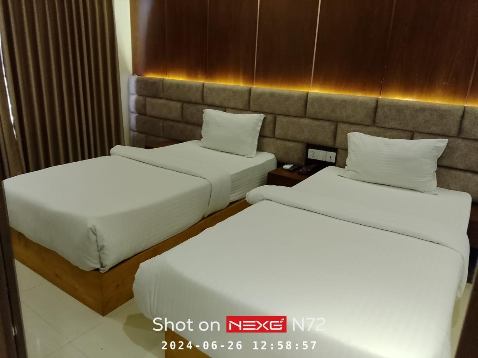 Richmond Hotel シレット エクステリア 写真